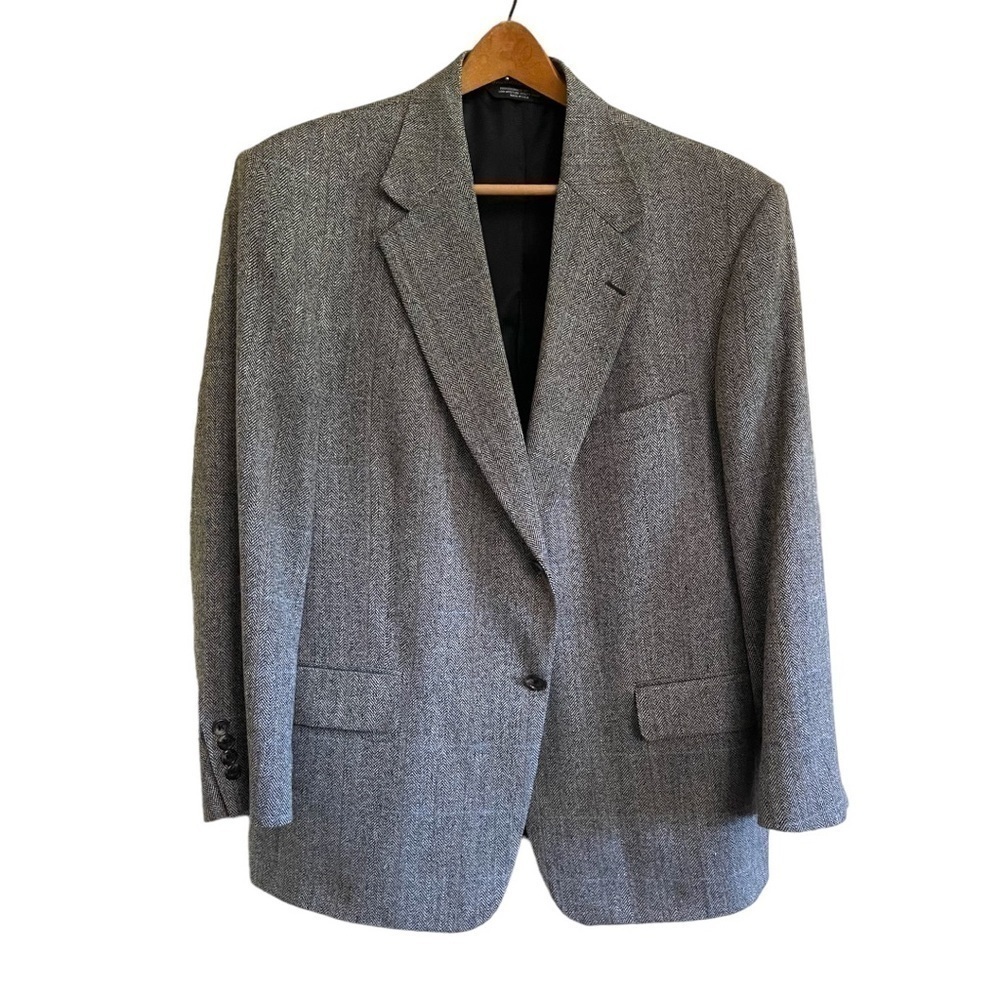 EVAN-PICONE, MENS LIGHTWEIGHT, SPORT JACKET IN BROWN, GREY & BLUE TWEED.